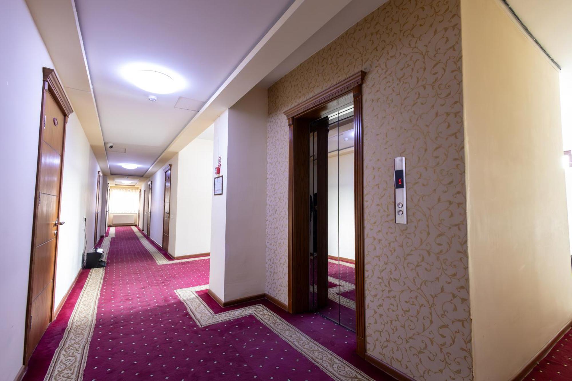 Gyumri Hotel 外观 照片