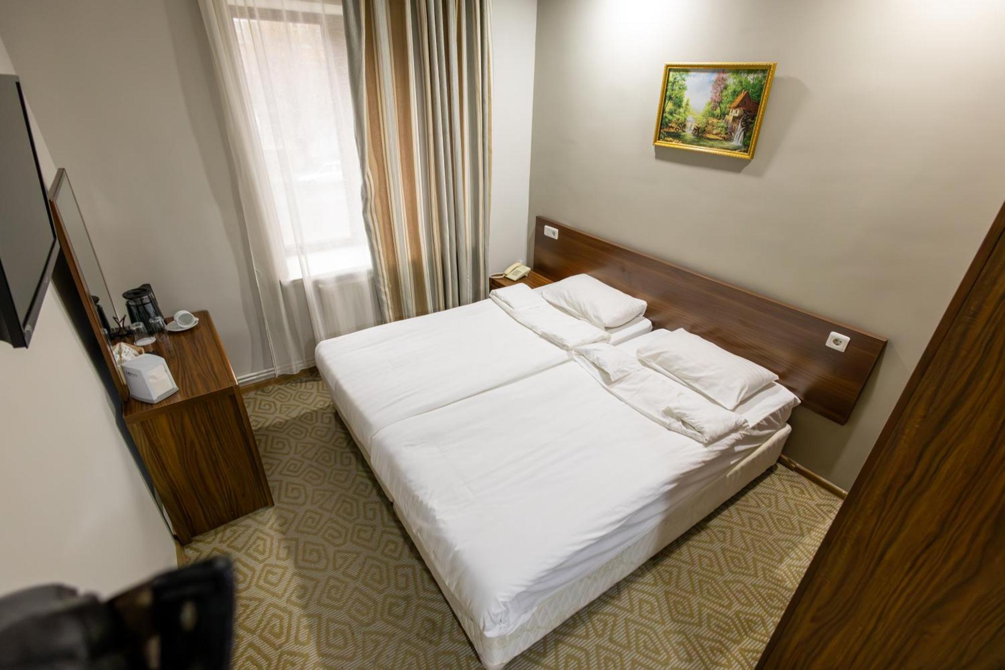 Gyumri Hotel 外观 照片