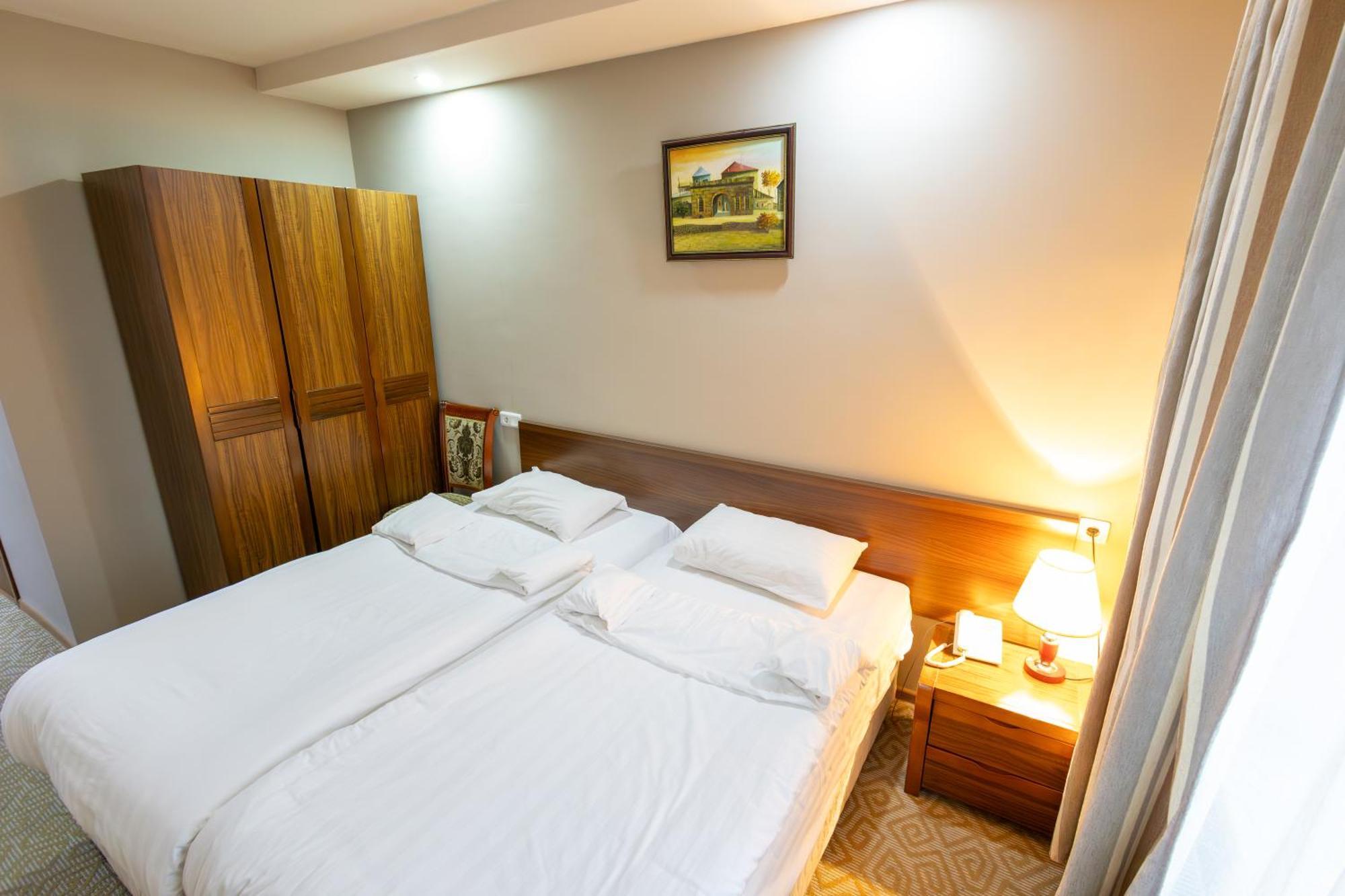 Gyumri Hotel 外观 照片